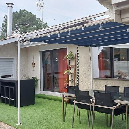 Plaisirs De Lege Villa Exterior photo