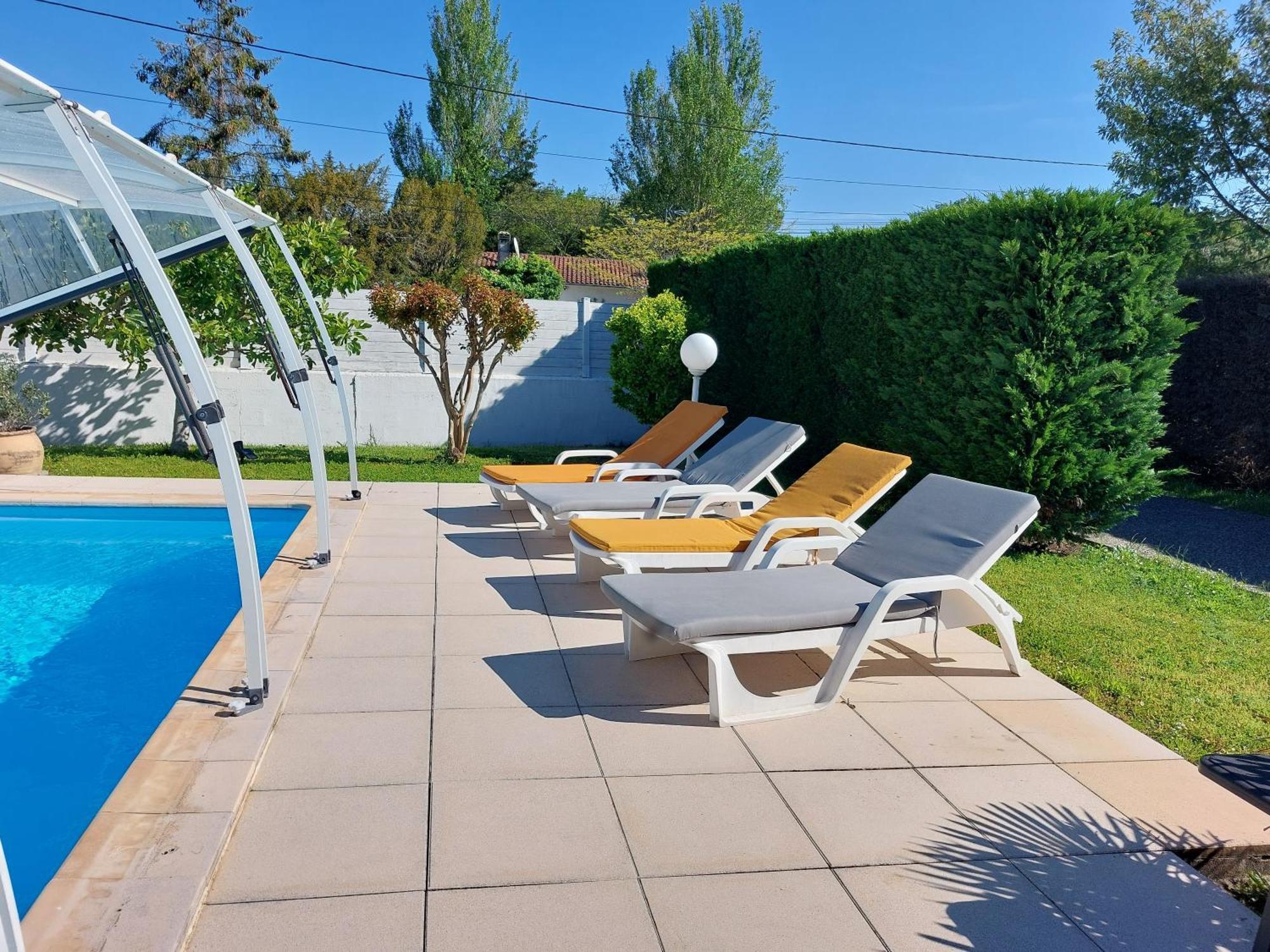 Plaisirs De Lege Villa Exterior photo